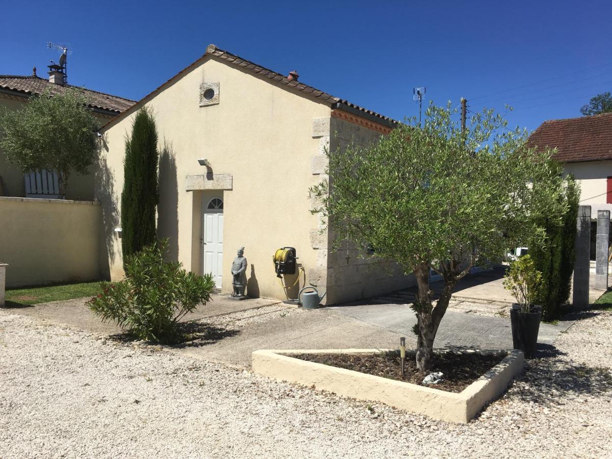 Une Pause A Bergerac Kültér fotó